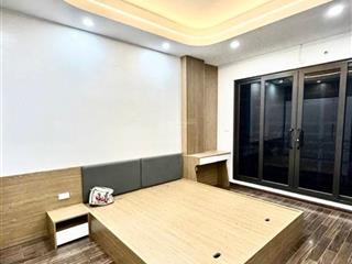 Trung tâm mỹ đình  nhà đẹp ở ngay ôtô đỗ cửa 45m2 nhỉnh 11tỷ.