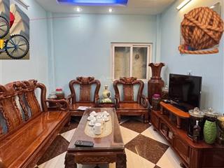 Nhà dân xây hàm nghi  ô tô ngủ trong nhà  thoáng trước sau  nhỉnh 13 tỷ