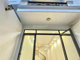 Cho thuê nguyên căn hẻm ô tô sư vạn hạnh, p12, quận 10