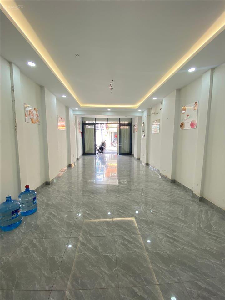 Cho thuê nguyên căn mặt tiền sư vạn hạnh, quận 10