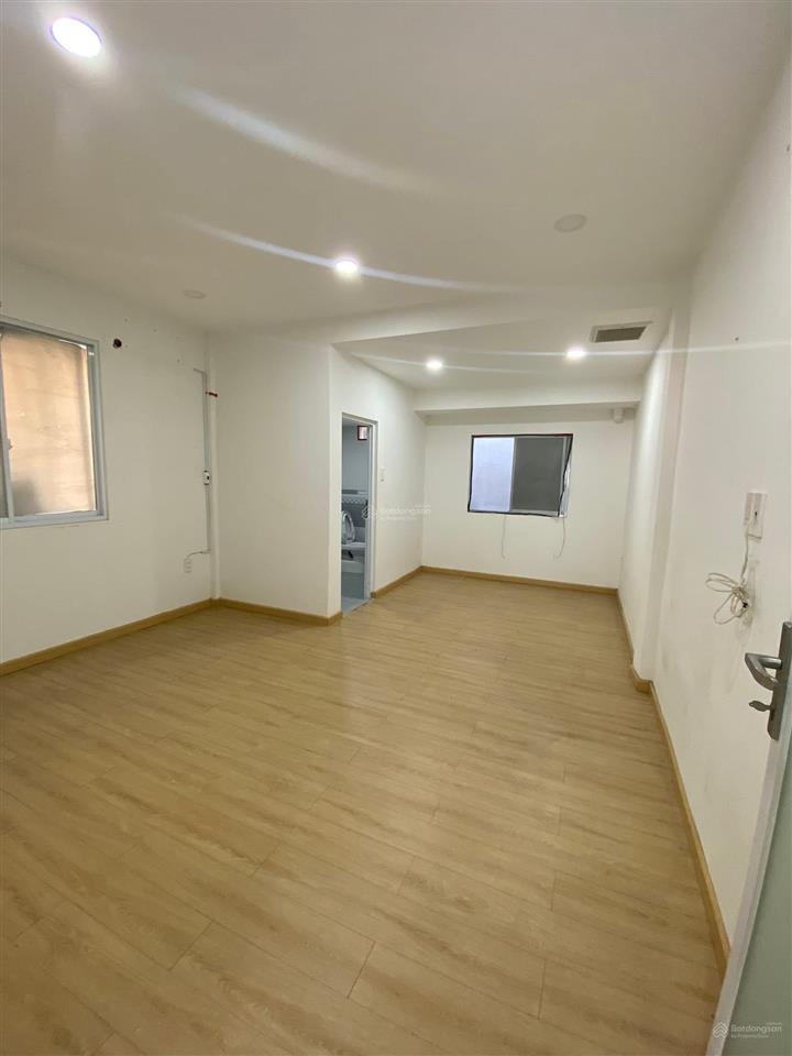 Cho thuê nguyên căn mặt tiền sư vạn hạnh, quận 10