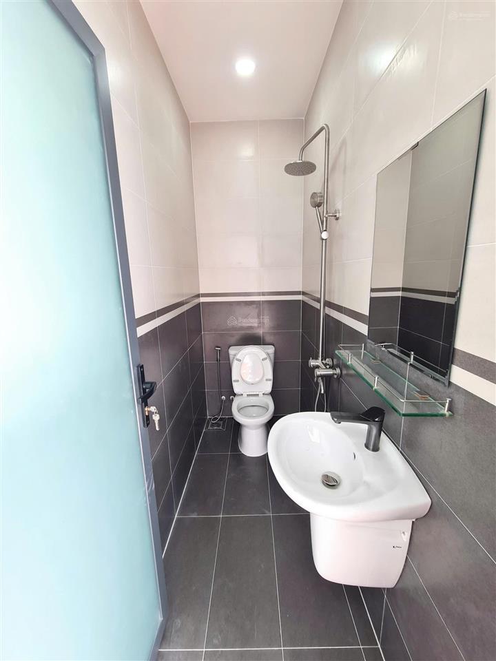 Bán nhà mới 100%, 3pn, 3wc, đường 9m, kdc đ. long phước, gần chợ long phước, quận 9
