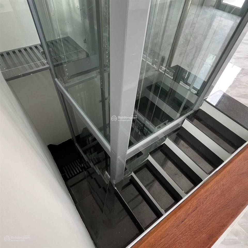 Chính chủ cho thuê biệt thự 5 tầng 65m2 chính chủ tại vinhomes ocean park 2.  0969 193 ***