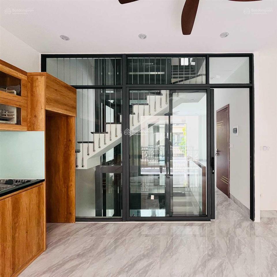 Chính chủ cho thuê biệt thự 5 tầng 65m2 chính chủ tại vinhomes ocean park 2.  0969 193 ***