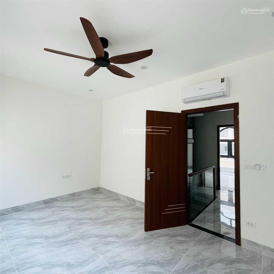 Chính chủ cho thuê biệt thự 5 tầng 65m2 chính chủ tại vinhomes ocean park 2.  0969 193 ***