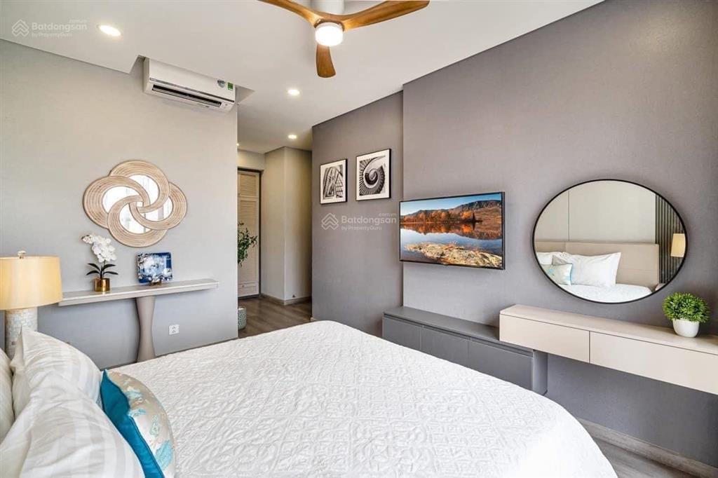 Cho thuê căn hộ park legend, 17,5 triệu, 2pn/2wc, giá tốt, uy tín 0949 200 ***