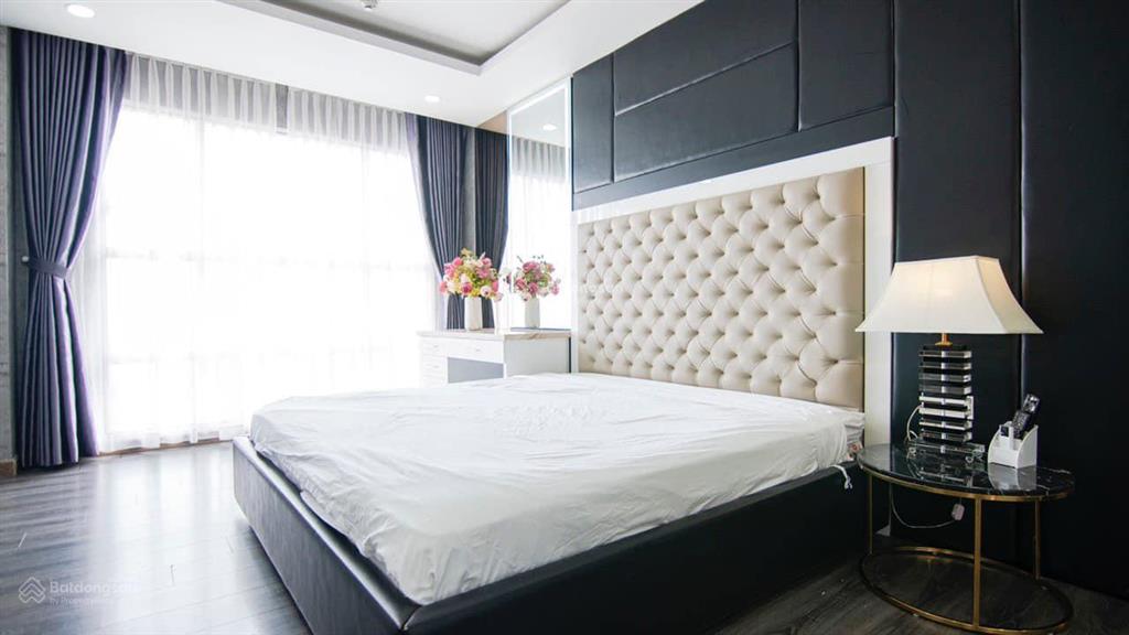 Bán căn hộ richstar, hòa bình, giá 3,8ty (2pn/2wc)  0901 797 *** vân anh