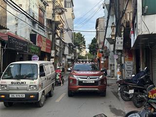 Bán nhà mặt phố trần cung 135m2, mặt tiền rộng, nở hậu. giá rẻ. kinh doanh sầm uất