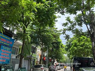 Đất phân lô đỗ nhuận, cv hòa bình, ngoại giao đoàn, vỉa hè ôtô tránh, kinh doanh tốt