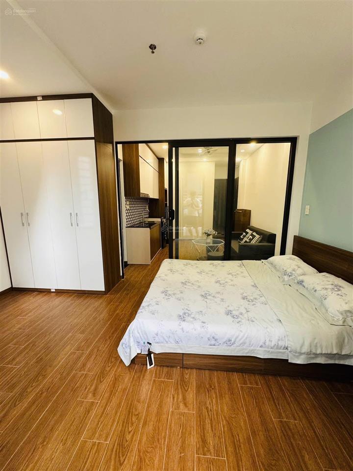 1 phòng ngủ 40m2, ban công, cửa sổ siêu thoáng, ngay phan xích long, phú nhuận, gần q1, q3