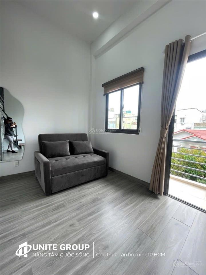 Phòng có gác cao 2m 37m2, ban công, máy giặt riêng, điện biên phủ, bình thạnh, gần cầu thị nghè, q1