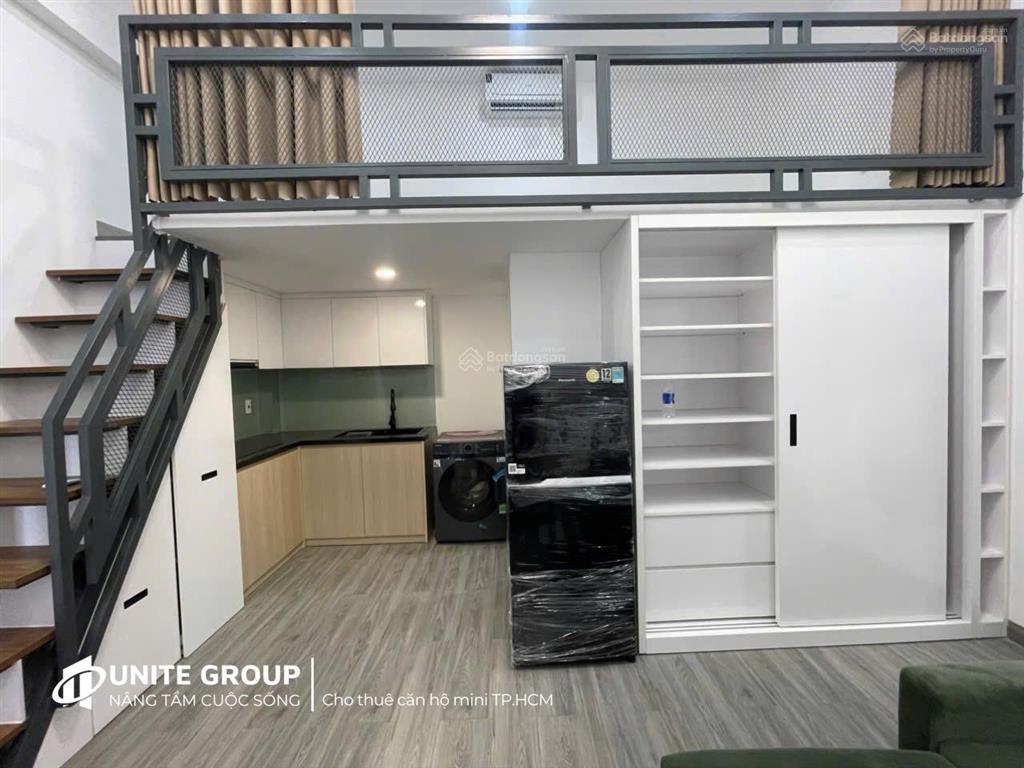 Phòng có gác cao 2m 37m2, ban công, máy giặt riêng, điện biên phủ, bình thạnh, gần cầu thị nghè, q1