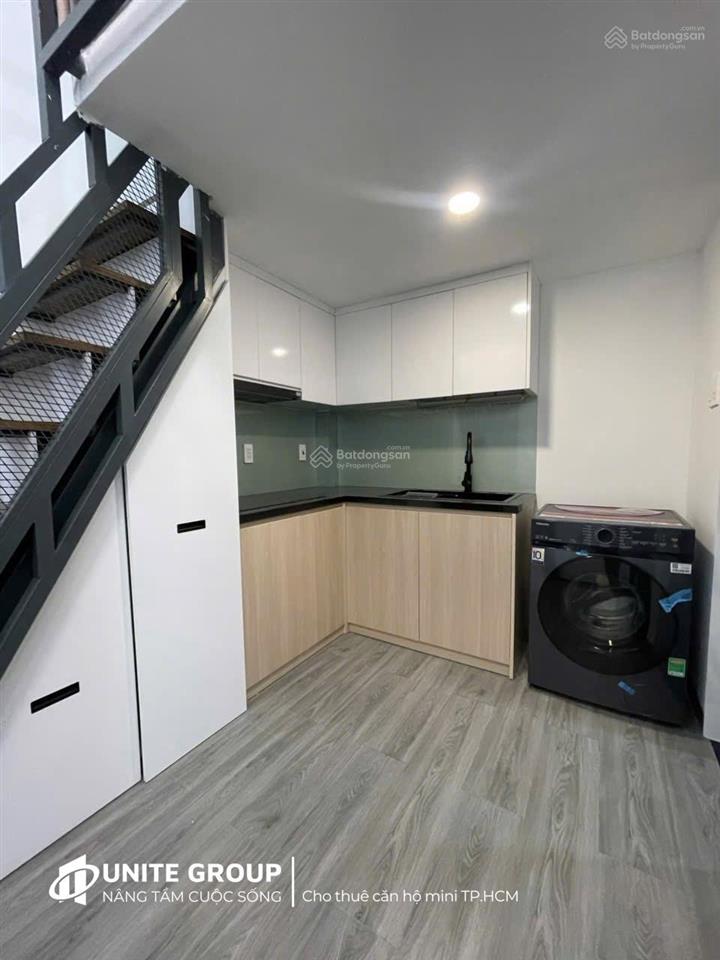 Phòng có gác cao 2m 37m2, ban công, máy giặt riêng, điện biên phủ, bình thạnh, gần cầu thị nghè, q1