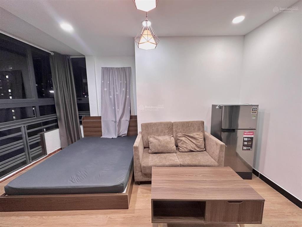 Siêu phẩm chdv 40m2, cửa sổ trời lớn, ngay phan xích long, phú nhuận, gần q1, q3