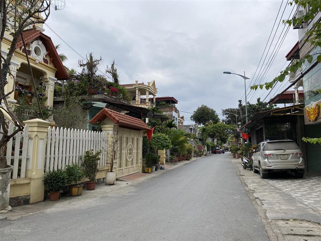 Cần bán nhà đất mặt đường ao sen, tân an, nghĩa lộ, yên bái