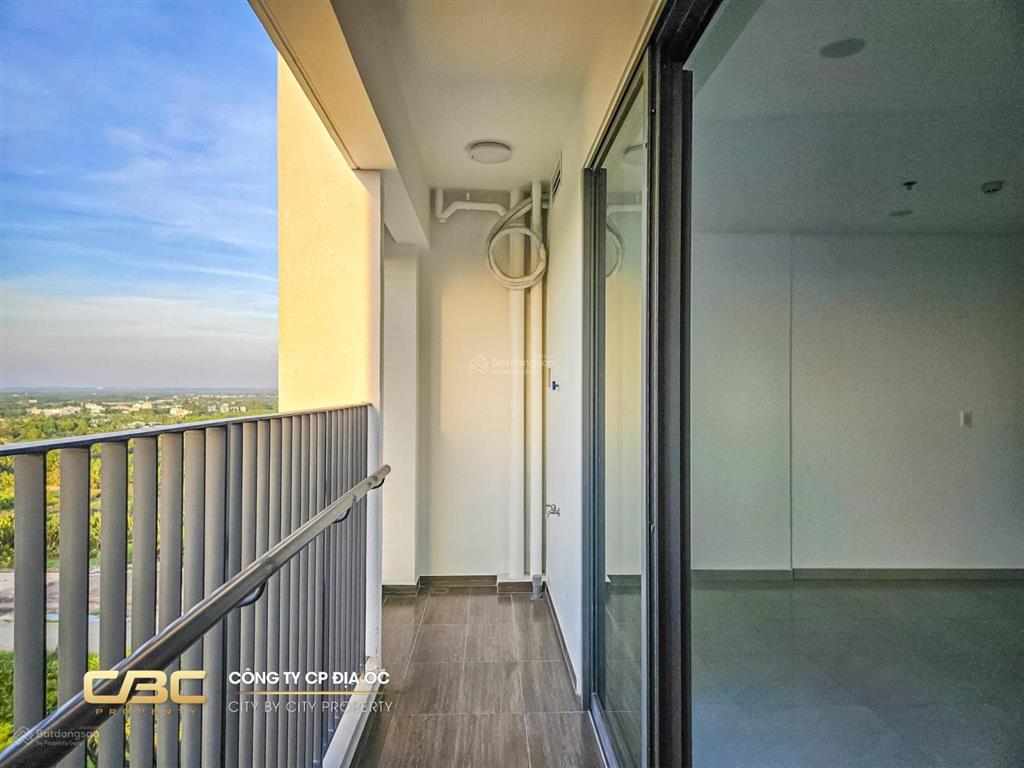 Duplex ven sông 4pn4wc 2 tầng siêu vip chỉ 50tr/m2 vốn 15% sẵn sổ hồng dành cho cư dân cao cấp q9