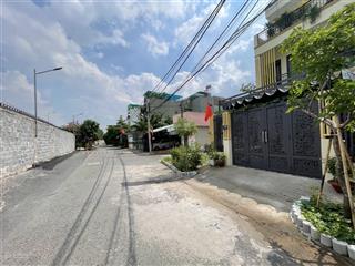 Nhà 3 tầng có lửng ngang 4.5m ngay trường học vạn phúc city, cân nhơn hoà