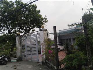 Thạnh xuân quận 12  cấp 4 2084m2, 46x47m có 200m2 thổ  hxh thông  chỉ 13,5 tỷ