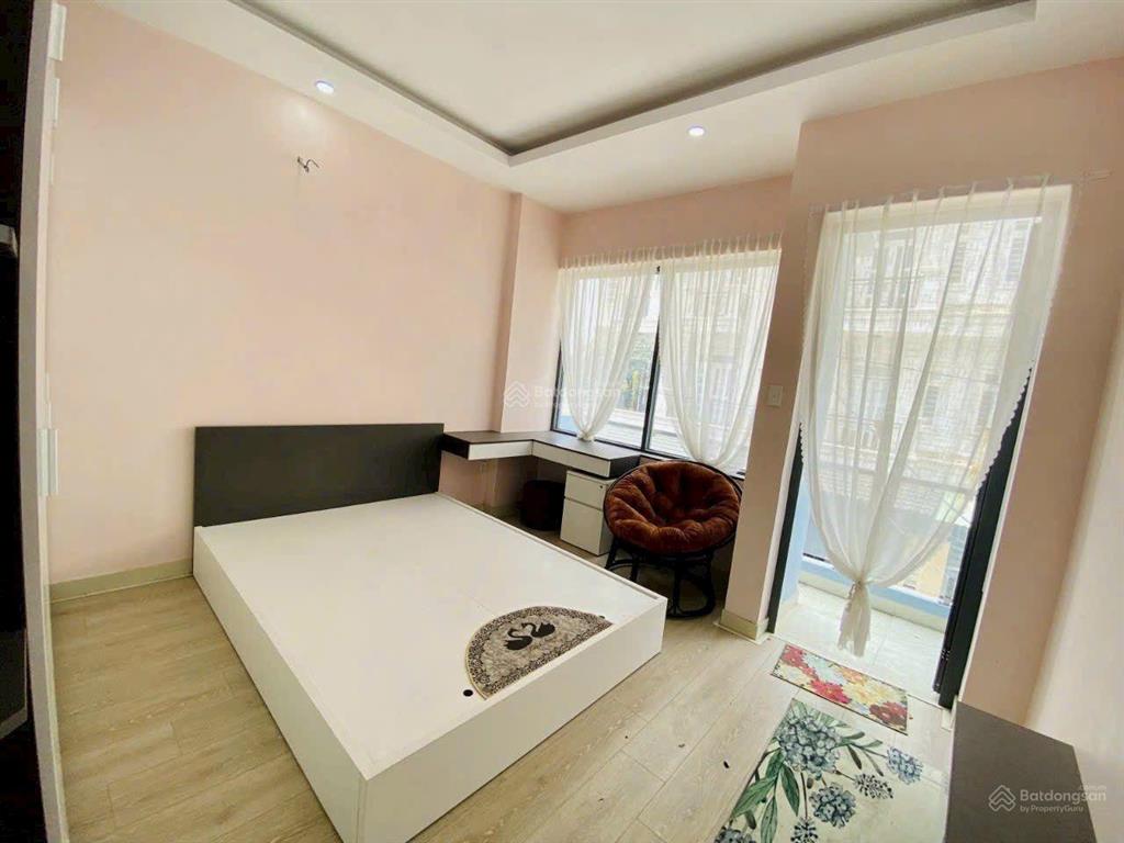 Thạnh xuân, quận 12  3 tầng, 65m2, 4x16m  tặng nội thất  hxh tránh  chỉ 5,4 tỷ