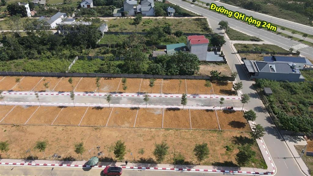 Nhỉnh 3 tỷ, gia đình bán lô đất 118m² phú cát, hòa lạc mặt tiền 9.37m, đường đẹp