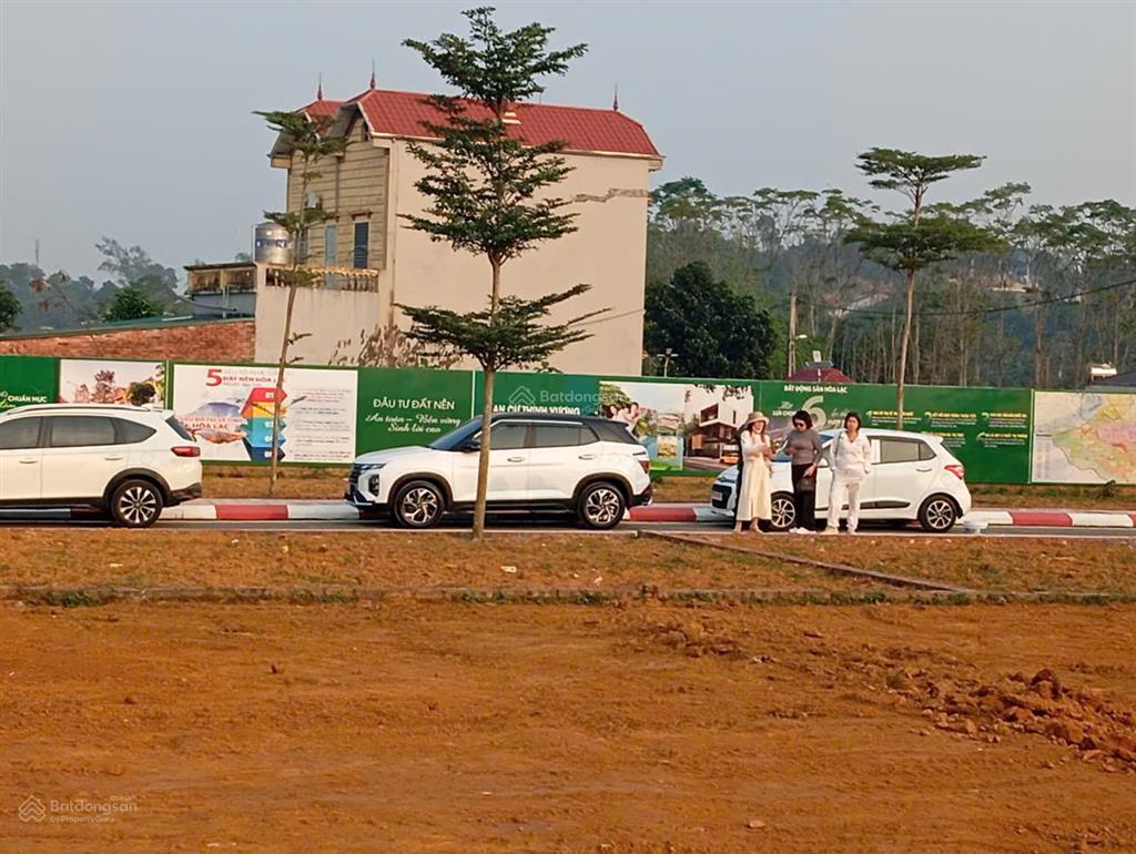 Nhỉnh 3 tỷ, gia đình bán lô đất 118m² phú cát, hòa lạc mặt tiền 9.37m, đường đẹp