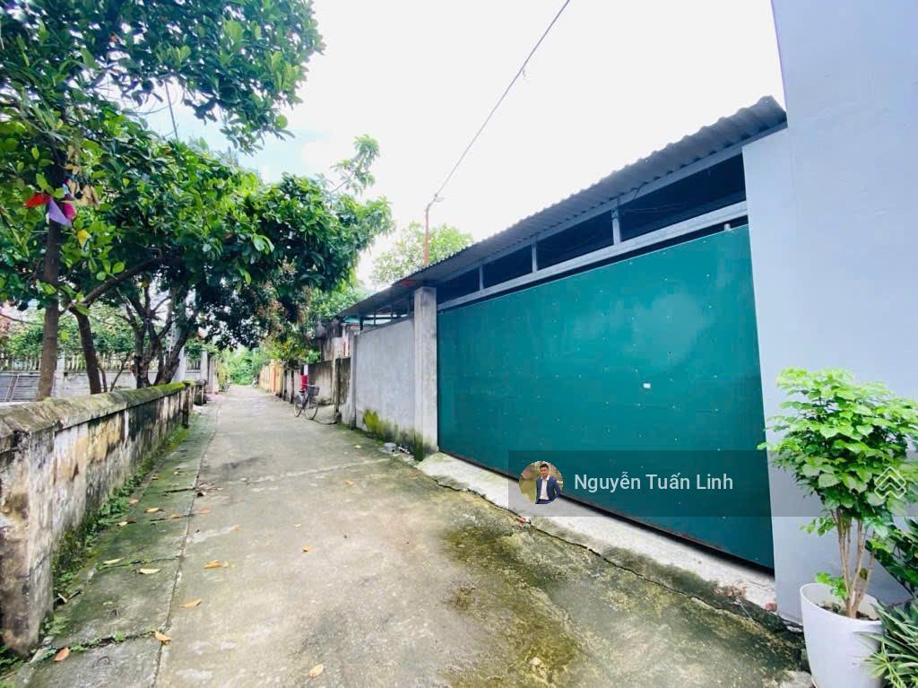 Bán nhà xưởng 80m2 mai châu, đại mạch, giá tốt, ô tô 7 chỗ đỗ cửa