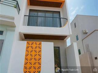 Nhà 3 tầng kính coong 45m² vân nội, đông anh  10 phút qua cầu nhật tân  qh đẹp