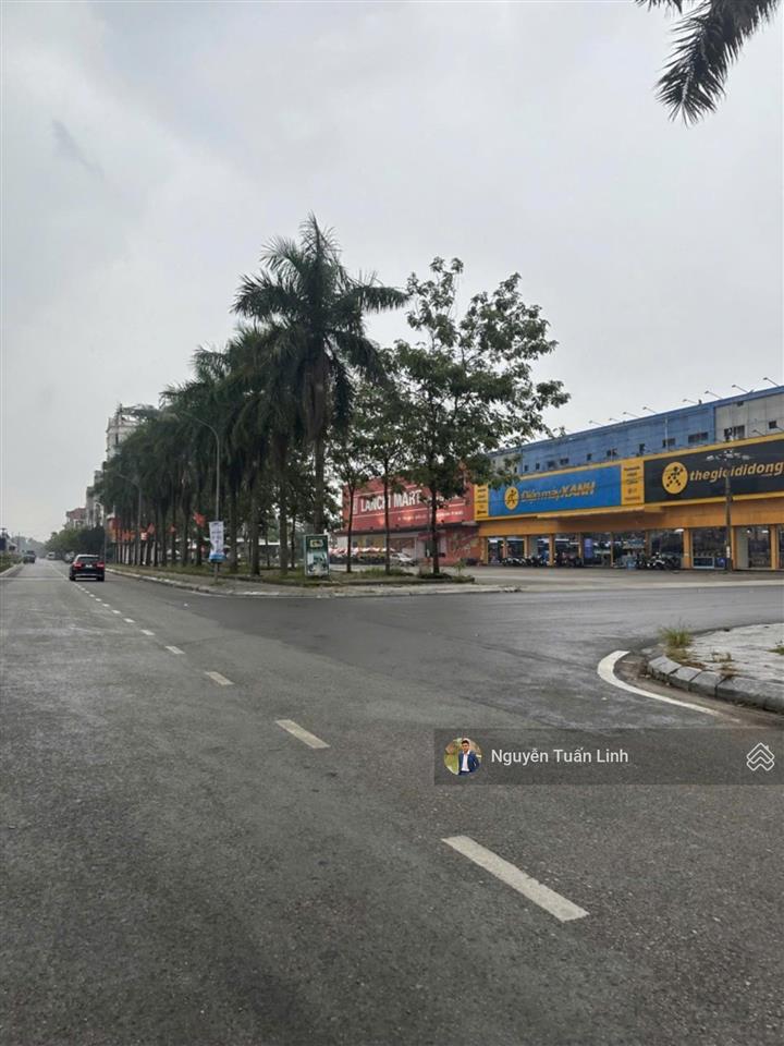 Bán 42m2 đản mỗ, uy nỗ  ô tô 5 chỗ đỗ cửa  nhỏ tiền, trung tâm