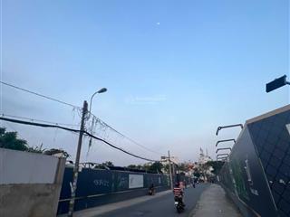 Hơn 200m2 đất thổ cư trần ngọc diện thảo điền quận 2, xây cao tầng theo ý mình giá chỉ 150tr/m2