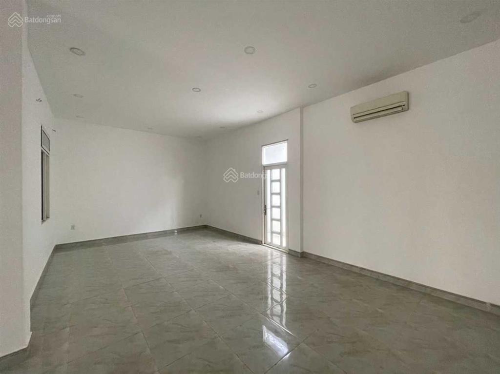 Căn biệt thự mặt tiền đường nội bộ 8x16m, nhánh đường số 12 bình an cho thuê 30tr/th giá chỉ 23 tỷ