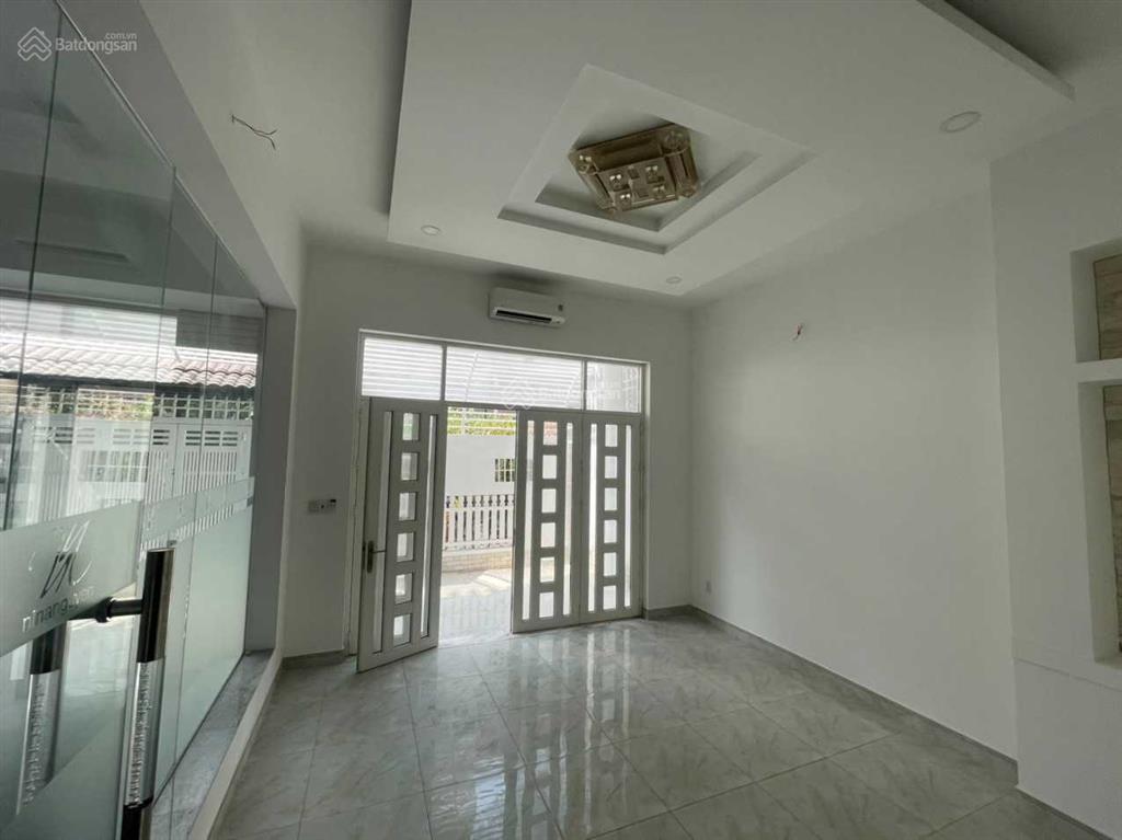 Căn biệt thự mặt tiền đường nội bộ 8x16m, nhánh đường số 12 bình an cho thuê 30tr/th giá chỉ 23 tỷ