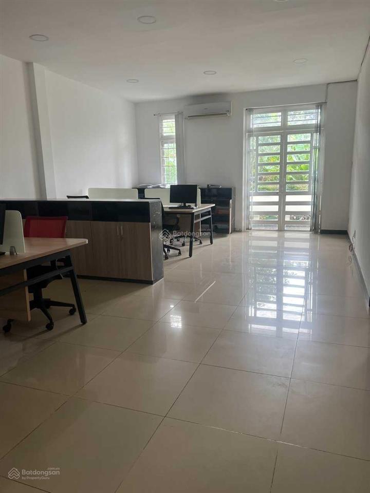 Bán villa giá rẻ 10x22m, cn 210m2 x 4 tầng nguyễn hoàng, quận 2. giá chỉ 45 tỷ