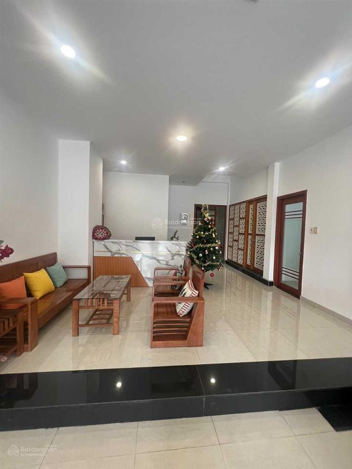 Bán villa giá rẻ 10x22m, cn 210m2 x 4 tầng nguyễn hoàng, quận 2. giá chỉ 45 tỷ