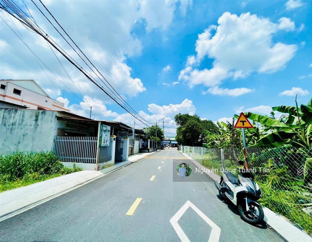 Sửa nhà ở quê, cô hà gửi bán giùm đất 152m2 cách sân vận động củ chi 500m, kdc xung quanh đông đúc