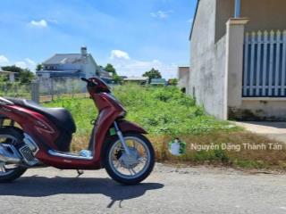 Trả tiền hàng cuối năm, chị tâm ra gấp lô đất 157m2 giá siêu tốt ngay bách hóa xanh nguyễn thị lắng