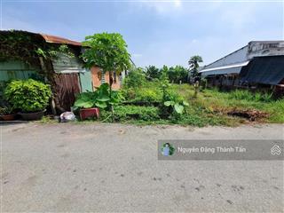 Cô hương cần vốn làm ăn, gửi bán lô đất 130m2 ngang hẳn 6m ngay ngã tư chợ phước thạnh, có sổ hồng