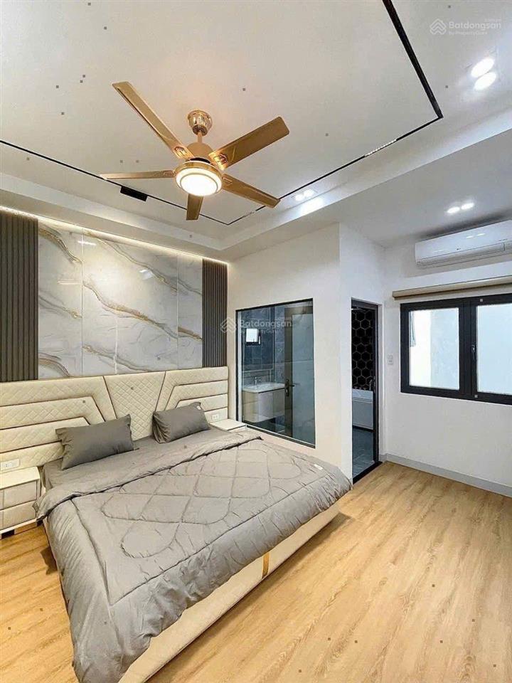 Bán nhà mới mặt tiền đường số 1 phường 11 gò vấp, dt 4m x 21,5m (86m2), 4 tầng, thang máy chỉ 15,3t