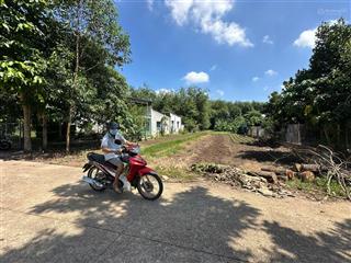 Chủ ở thuận an gửi bán 309m2(100tc), đường bê tông oto,cách tp.đồng xoài 3km giá chỉ 330tr