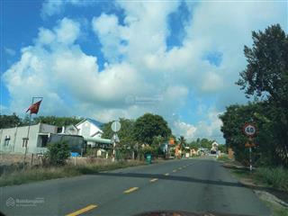 Chú nghĩa gửi bán nền sát tthc dt 219m2(100tc), đường nhựa 13m. cách dh chỉ 30m. giá bao sổ 550tr