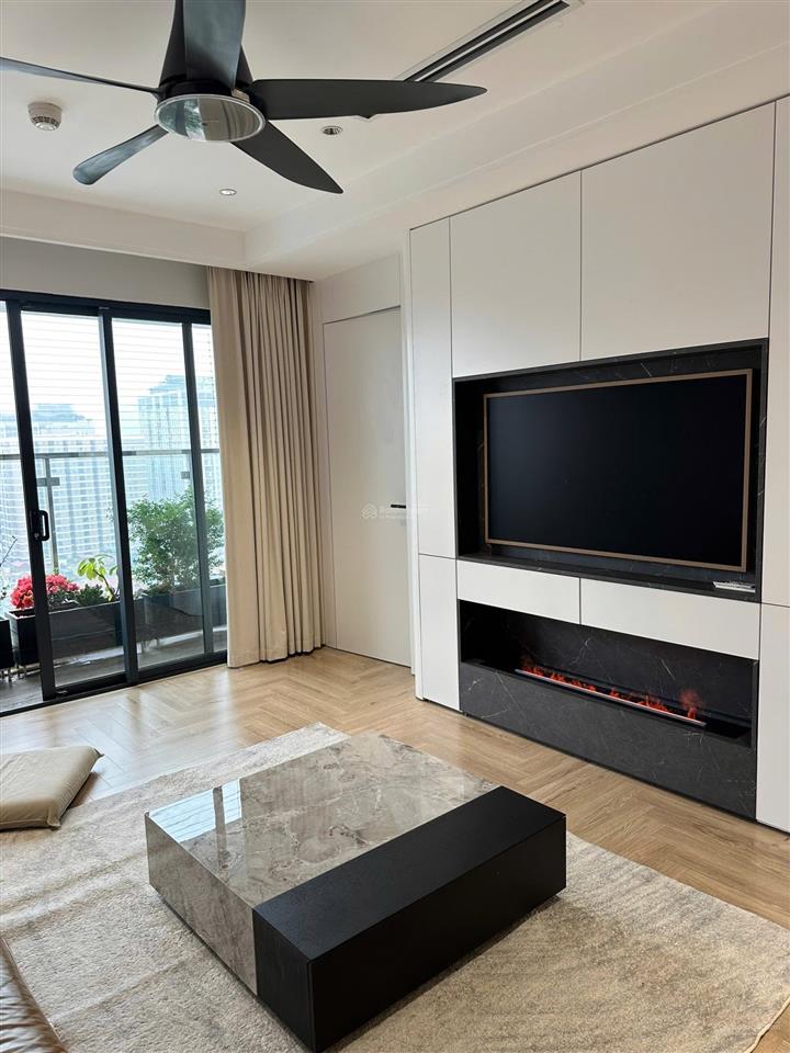 Chính chủ bán 3pn có slot ô tô hầm tại imperia garden 143 nguyễn tuân  12 tỷ 5.  0364 079 ***