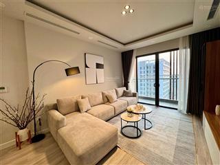 Chính chủ tôi bán căn 162m2  3pn full đồ tại brg  25 lê văn lương giá 18 tỷ,  0364 079 ***