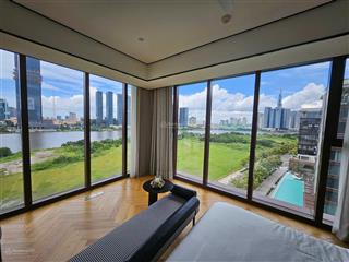 The galleria  metropole cho thuê căn góc 4pn  thang máy riêng  view trực diện sông, cầu bason