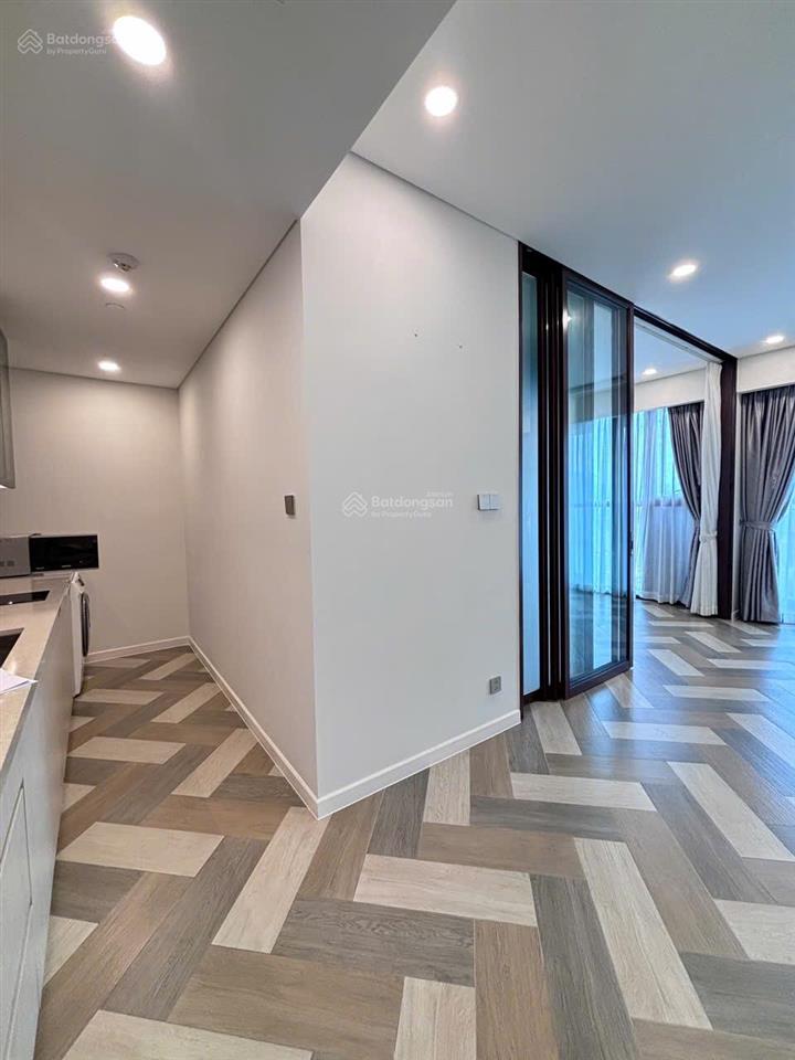 The galleria  metropole bán căn hộ 1pn  ntcb  view sông, landmark 81 thoáng  giá 13 tỷ all in