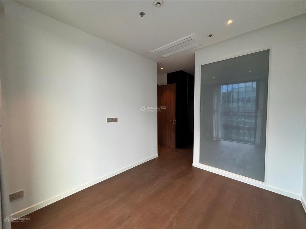 The crest  metropole bán căn hộ 2pn giá tốt  ntcb  giá 25.5 tỷ all in  tầng cao view quận 1