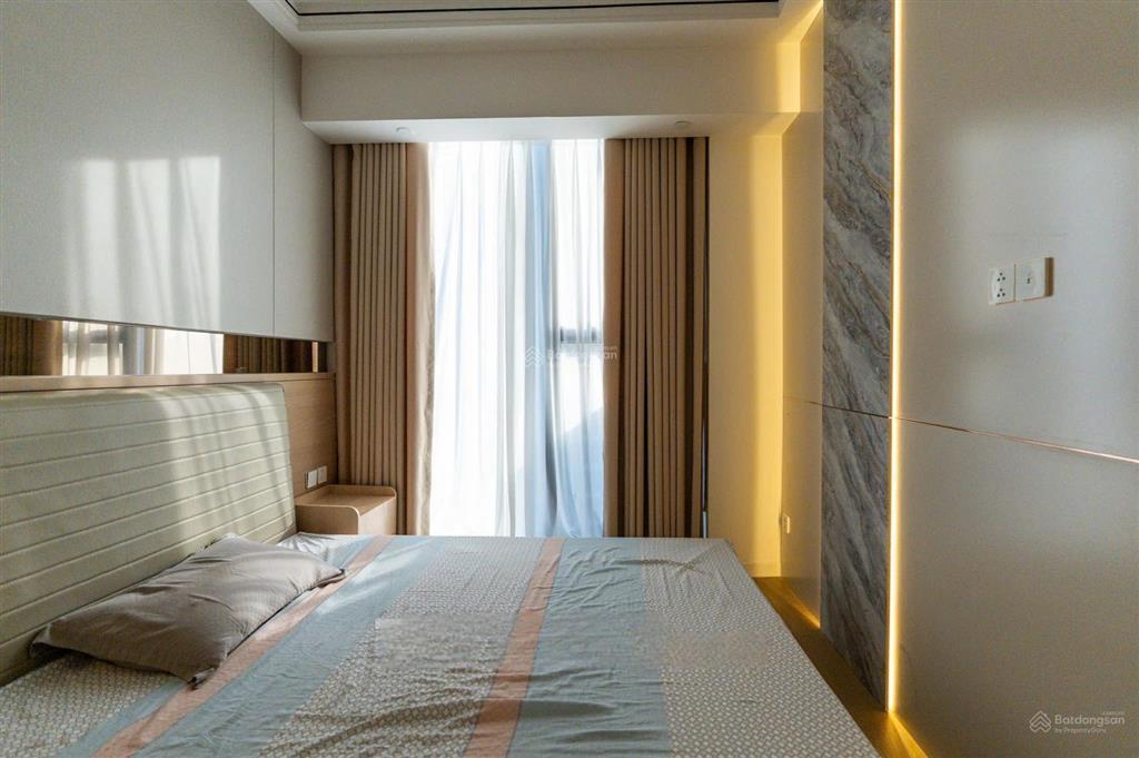 The opera  metropole bán căn hộ 2pn diện tích lớn view quận 1