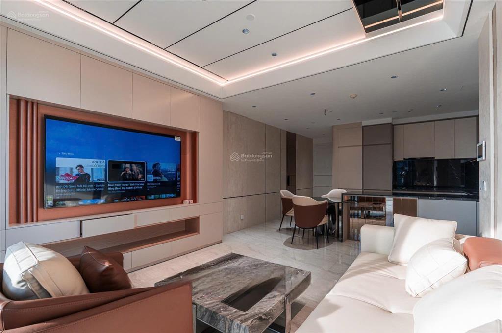 The opera  metropole bán căn hộ 2pn diện tích lớn view quận 1