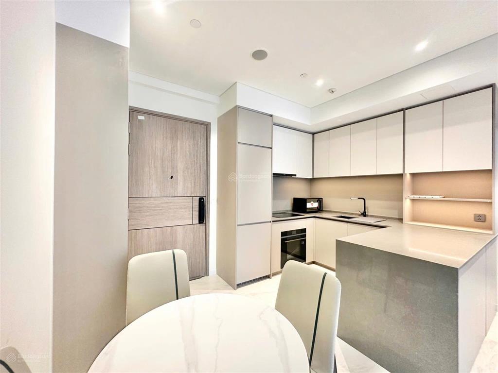 The opera bán căn hộ 2pn  giá 24.5 tỷ all in  tầng cao, view sông & cầu ba son