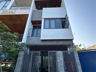 32 tỷ, nhà mt biển đường hoàng sa, sẵn thang máy cạnh khách sạn 4* seashore view biển triệu đô