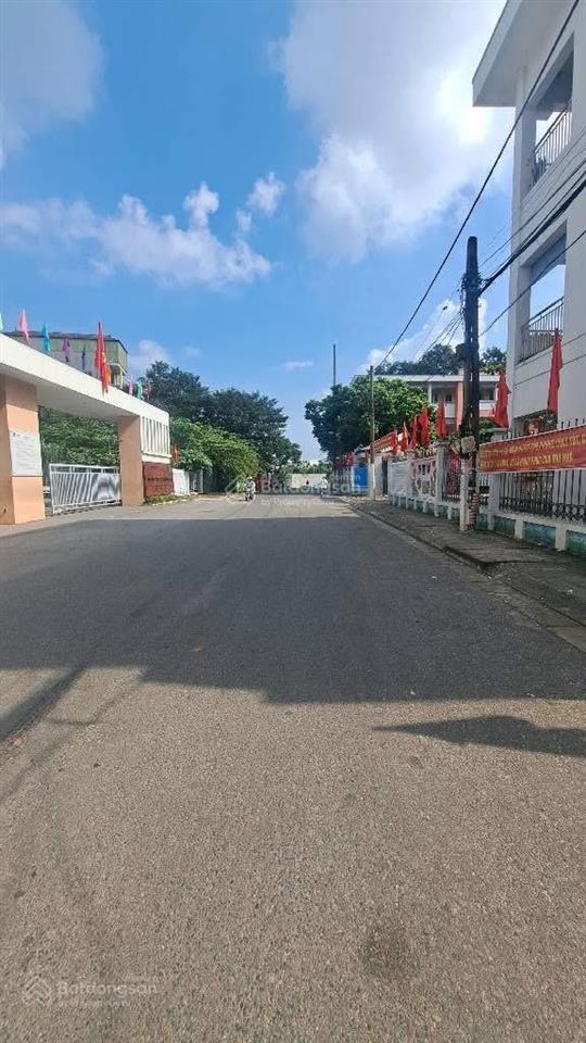 Đất đẹp  ngọc thụy  long biên  dt 106.7 m2 + vị trí vàng ngõ 268 ngọc thụy, ôtô vào nhà