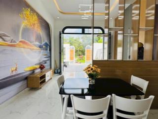 Bán nhà mới xây mặt tiền đường, thuận tiện kinh doanh mua bán, sổ riêng sang tên, cho trả góp